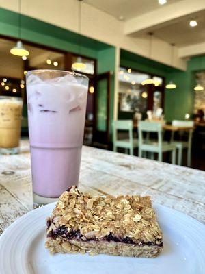 cherry blossom latte ($6) + fig bar ($5)