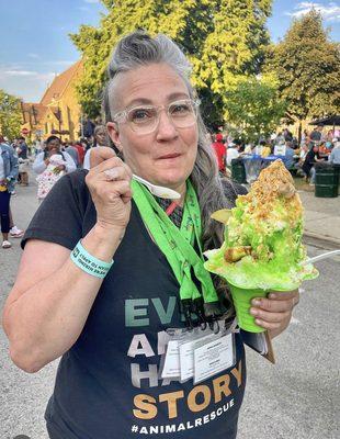 Taste of Muskegon 2023 
    Best Taste winner
Cravin' Caramel Apple