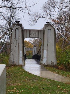 Suspension bridge