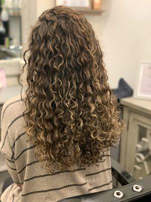 Just beautiful happy hydrated curls!