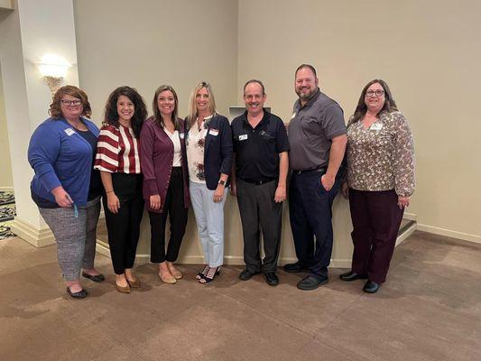 Metamora State Bank Staff along with Guest Speaker Anna Toney, Executive Director of Leadership Toledo