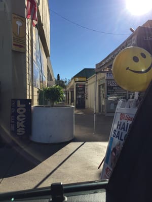 It's 4pm and they are supposed to be open until 6. Their open sign is on however the door is locked. Good job. Not!