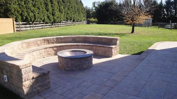 Patio fire pit