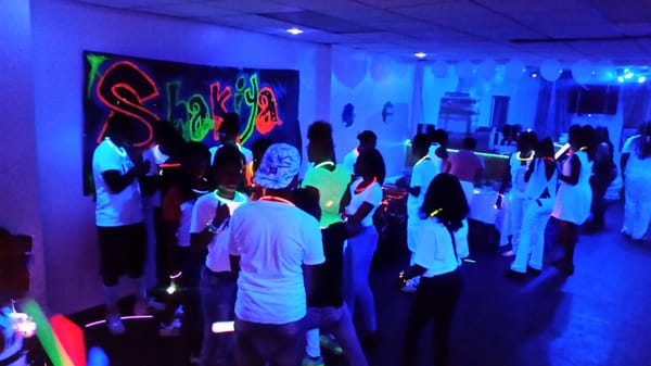 Glow Party