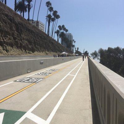 Bike and walking path on the CA incline