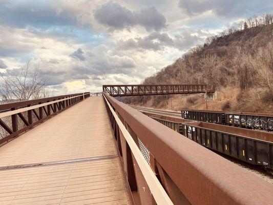 Pittsburgh's Bridges and Tunnels