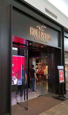 Hollister Co.