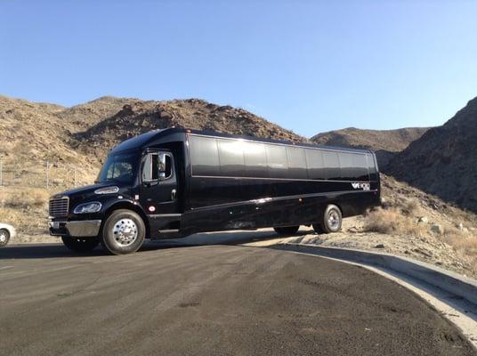 2014 Freightliner 37 Passenger Minicoach