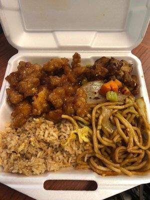 Sea same Chicken and Kung Pao Chicken with half rice and half noodles