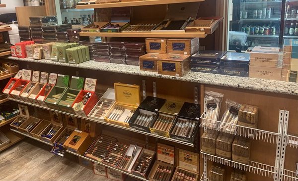 Walk-in humidor