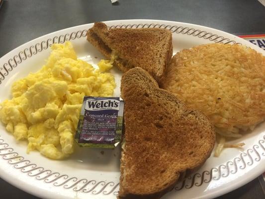 Scrambled eggs (without cheese- blasphemous, I know), toast, and hashbrowns.