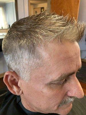 Another of my regular guys, very nice fade and texturized top.