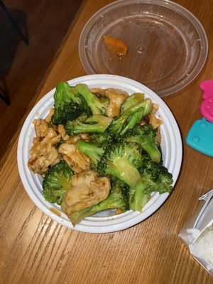 W5. Chicken and Shrimp with Broccoli