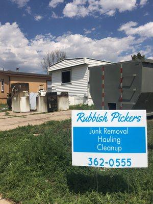 Rubbish pickers can remove all appliances, furniture and other household items. Junk removal, hauling, cleanup.