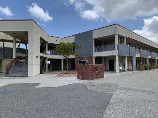 South Bay Chinese School (located in Palos Verdes Peninsula High School/P Building)