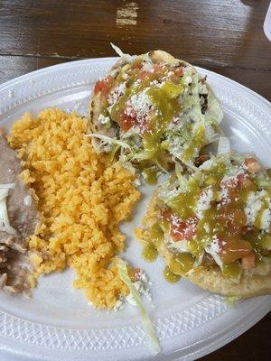 Sopes chicharrón 10/10 fresh crisp and delicious. Highly recommend