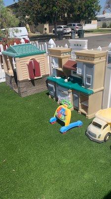 Outdoor toys, fake grass (clean for kids to sit or lay on it)