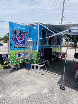 Big Lou's Single Wing Express