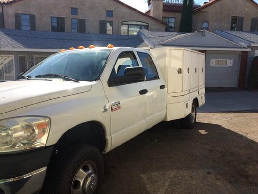 Very clean truck! Superb work!!