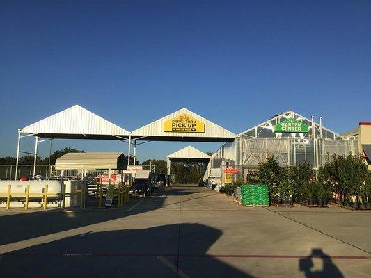 Garden Center At Tractor Supply