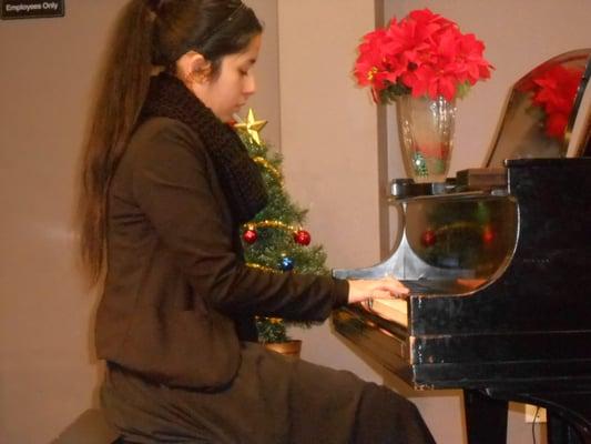 Gloria's Joy of Music Studio Piano Lessons