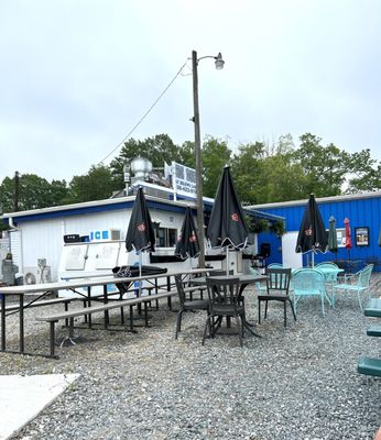 Outdoor dining overlooking the lake