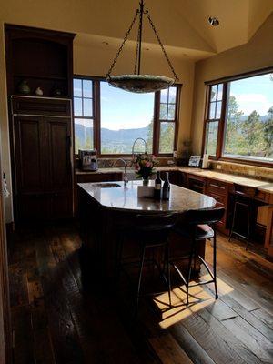 What's better than coming home to a sparkling clean kitchen? Answer: There's not much.