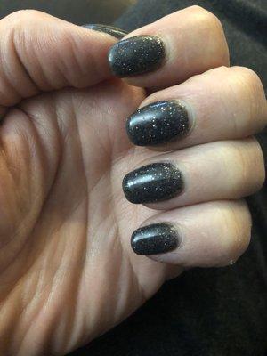 One week after and still loving my first time trying dip nails at Regal. This sparkles more than you can see in the photo.