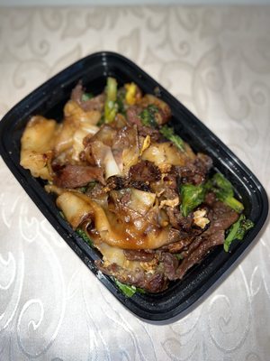 Pad See Ew (~$17) with Beef