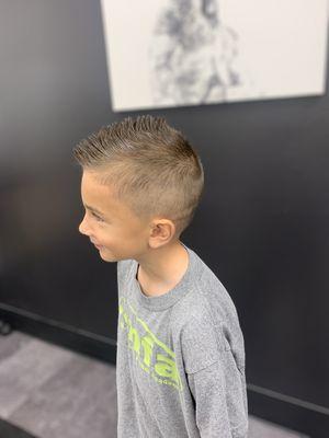 Boys haircut 10 years old and under 22.00