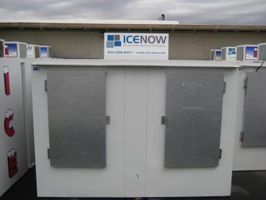 Ice boxes are available