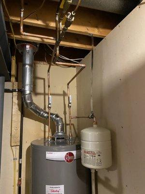 Rheem Hot water tank