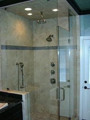 Frameless shower doors