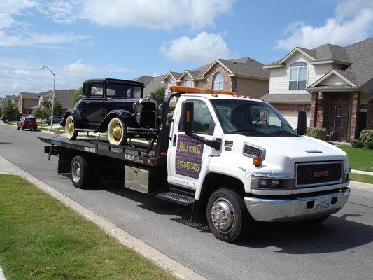 PhilZ  Towing  Flatbed tow reasonable set price, (210) 845-3435 Callaghan, w.Military, Hwy 90, Hwy 151 San Antonio, Texas