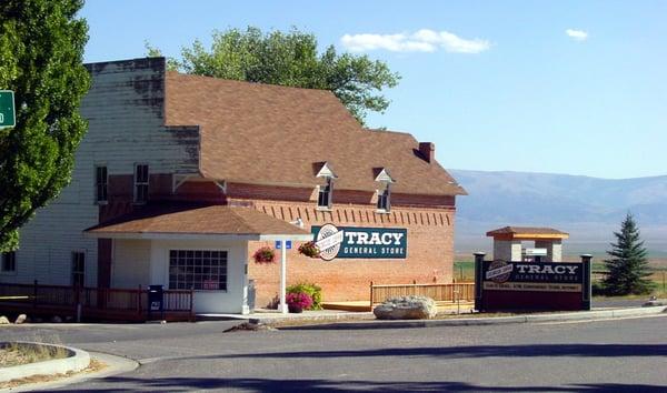 Tracy Store