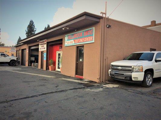 Fallbrook Smog Corner of Vine st and Mission Rd