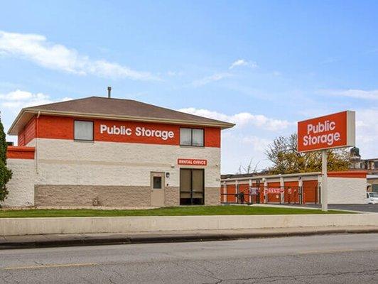 Public Storage