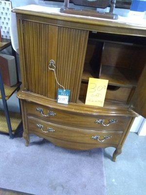 70's Men Dresser