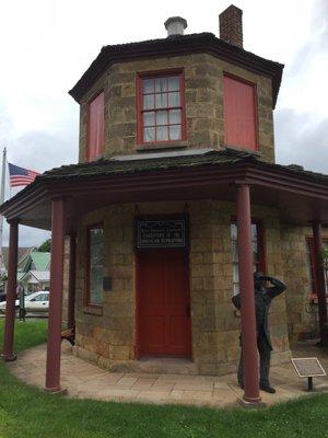 Old Petersburg Toll House