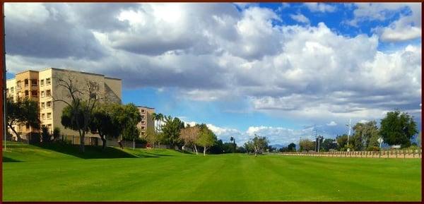 Are you looking for a seasonal rental in Scottsdale. This beautiful filly furnished condo is located in a prime Scottsdale lo...