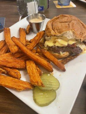 Bock burger with sweet potato fries