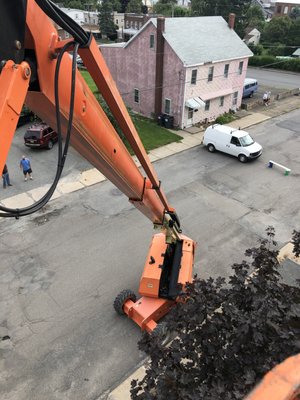 High lift to aid in re pointing