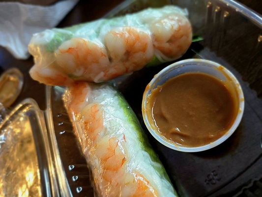 Shrimp spring roll