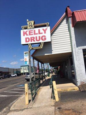 Kelly Drug