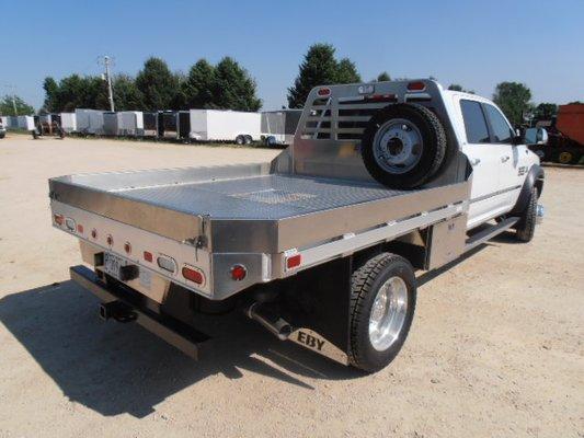 Truck Beds & Bodies