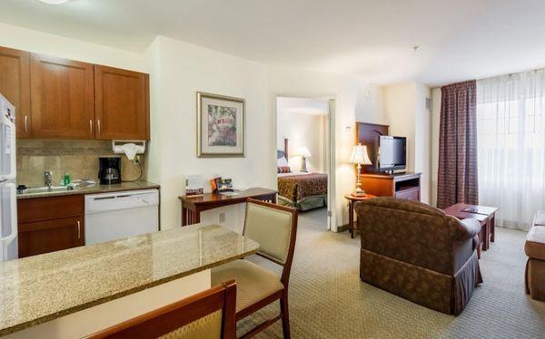 Staybridge Suites Austin Airport