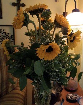 Thank you for the quick service. My friend loves the sunflower bouquet.