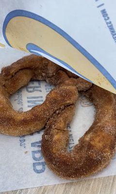 Cinnamon Sugar Pretzel