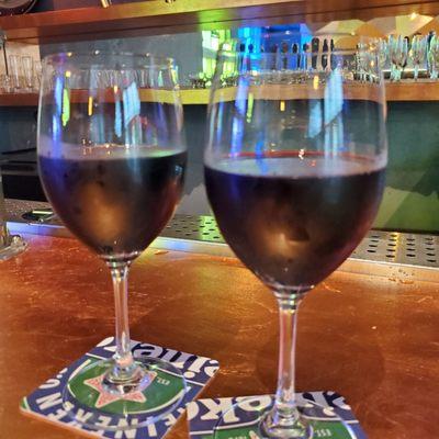 Pinot noir - Bond Street Cantina offers beer and wine