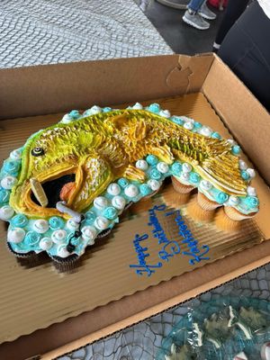 Fish pull apart cake